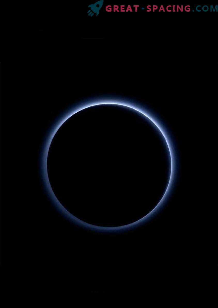 Plutona oglekļa dedzināšana saglabā zemu temperatūru