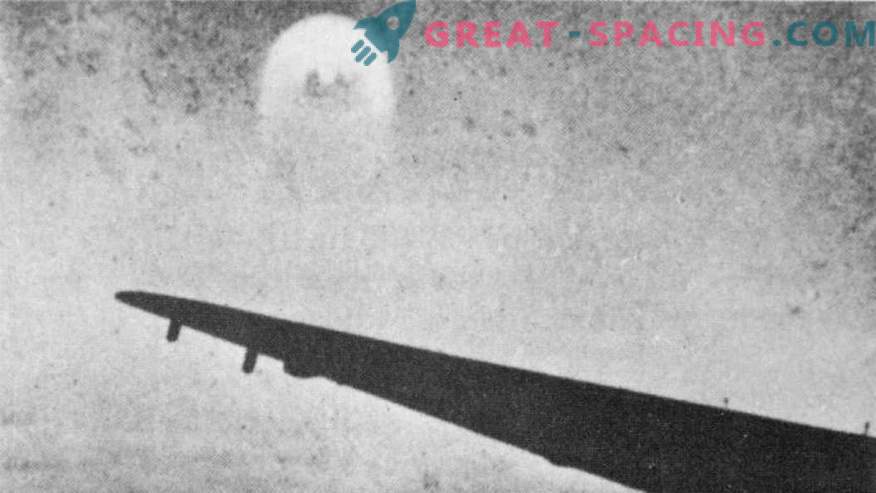 Hitlera triki vai neidentificēti objekti: kas 1944. gadā satrauca militāros pilotus