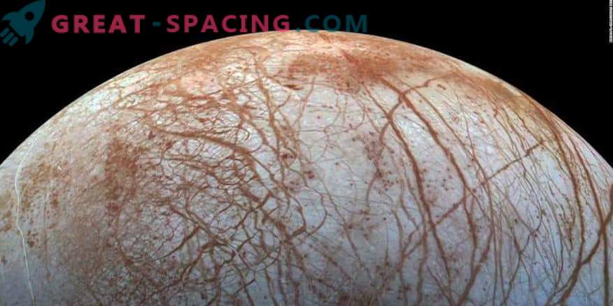 Vai Jupitera ledus mēness var dzīvot?