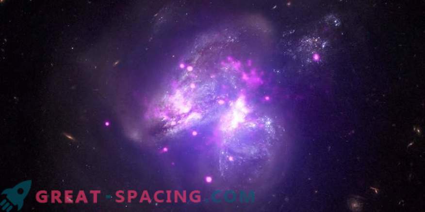 Arp 299: galaktikas misa