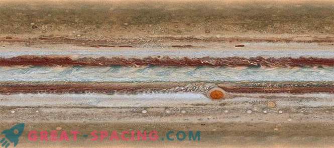 Habla teleskops novēro Jupiteru, lai izveidotu dinamisku karti