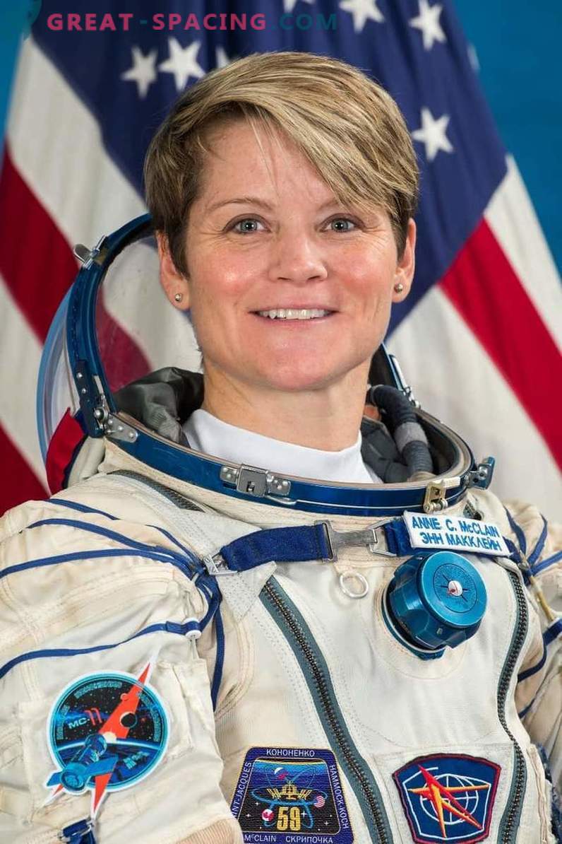 Kāpēc NASA atcēla divu sieviešu astronautu kosmosa staigāšanu