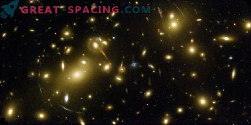Zinātnieki izseko galaktikas griezienus