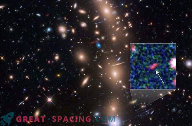Astronomi pamanīja visattālāko galaktiku