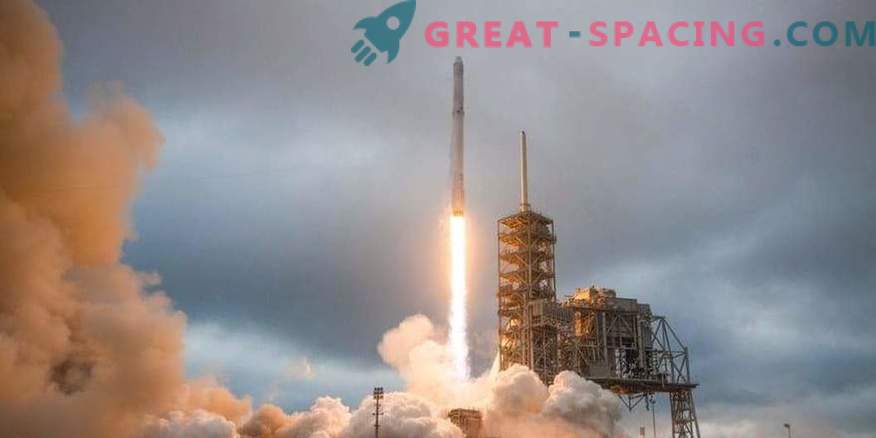 SpaceX paātrina uzsākšanu, lai palielinātu konkurētspēju