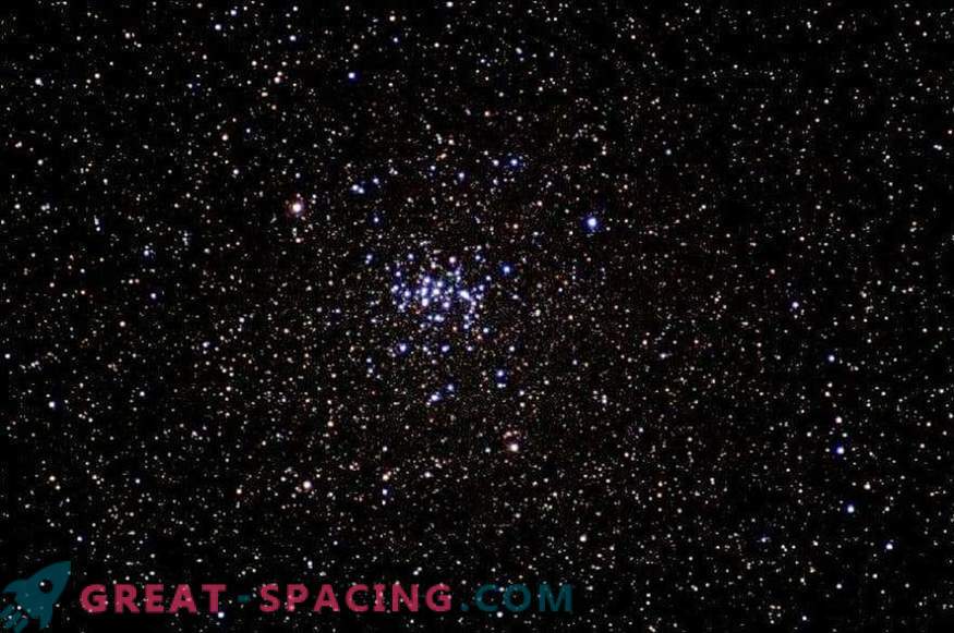 Klasterī NGC 2632 ir atrasts dubultzvaigzne