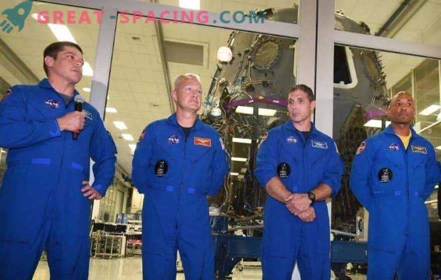 SpaceX gatavojas sūtīt astronautus uz ISS