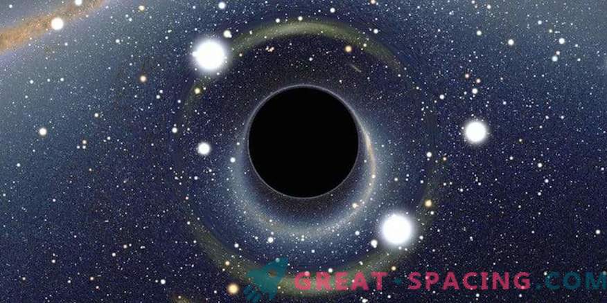Astronomi savienoja pirmo melnā cauruma kadru