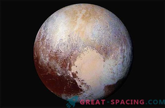 Plutona fotogrāfijas parāda krūmu planētas sarežģīto ģeoloģiju