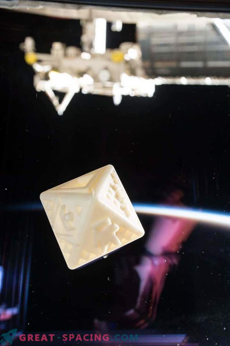Pirmais privāts 3D drukāts objekts kosmosā!