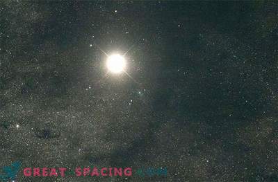 Comet Siding Spring rozbłysnął obok Marsa.
