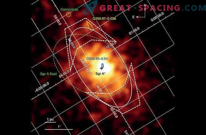 Astronomi ir atklājuši milzīgu zvaigžņu kapsētu ap melnu caurumu.