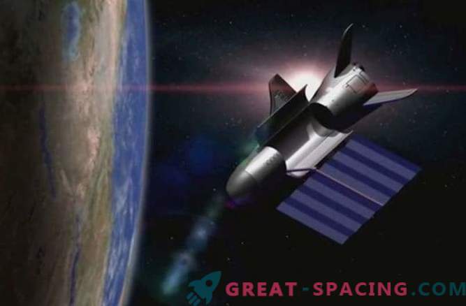 Spaceplane X-37B sākās orbītā ceturtajai slepenajai misijai
