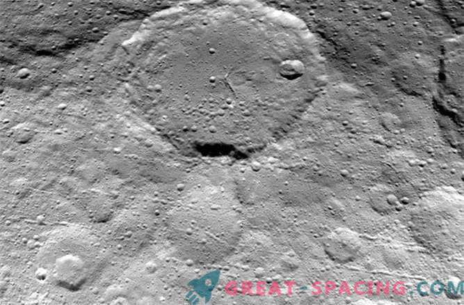 Jaunas skaidras detaļas atklājas satriecošās svaigās fotogrāfijās no Ceres