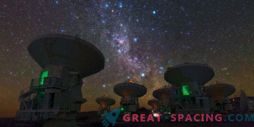 Atrastas 7 jaunas milzu radio galaktikas