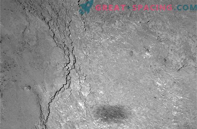 Rosetta uztver savu ēnu uz komētas virsmas
