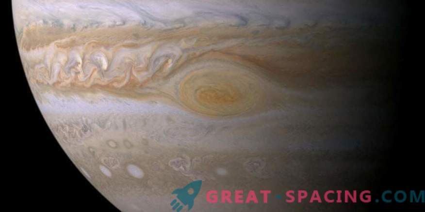 Jupitera magnētiskā lauka noslēpumi. Kāda ir tās savādība un kāpēc tā atšķiras no zemes?