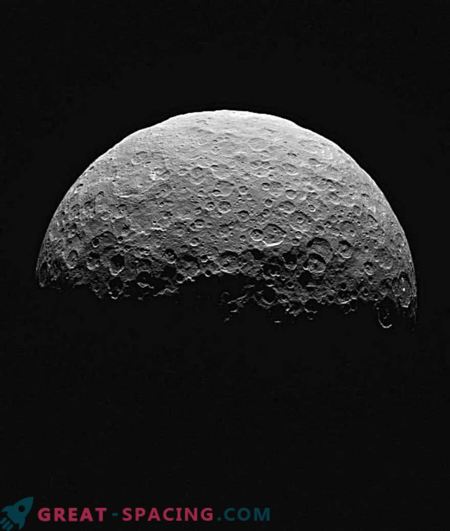 Ceres: lielākais asteroīds un mazākā punduris planēta