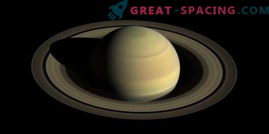 Saturna gredzeni ir skaisti, bet ne uz visiem laikiem