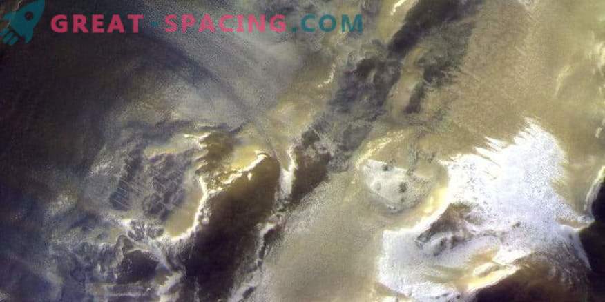 ExoMars nosūta pirmos attēlus no orbītas