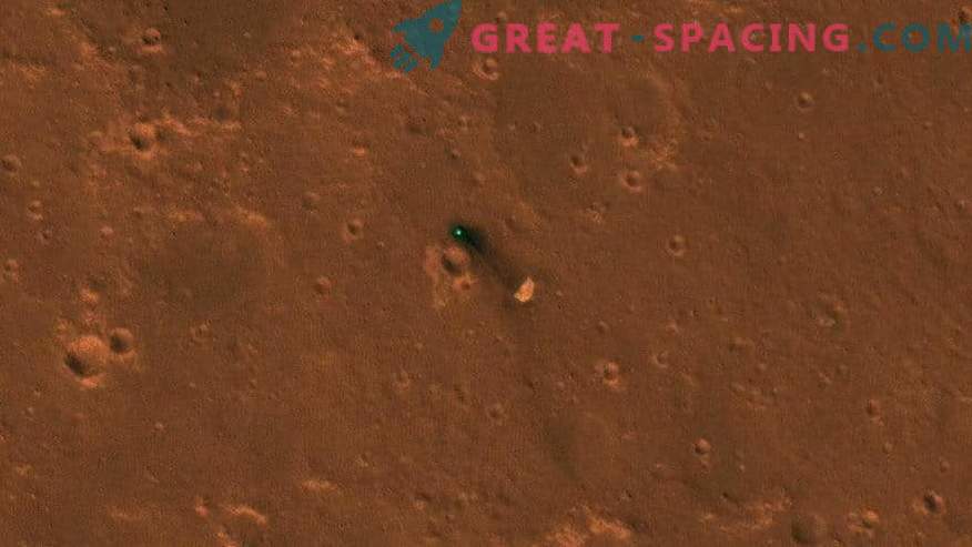 InSight izkraušanas lauks fotogrāfijās no kosmosa
