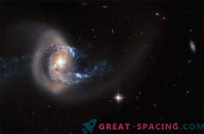Habla atklāja galaktiku no izkaisītām zvaigznēm tālu no mājām