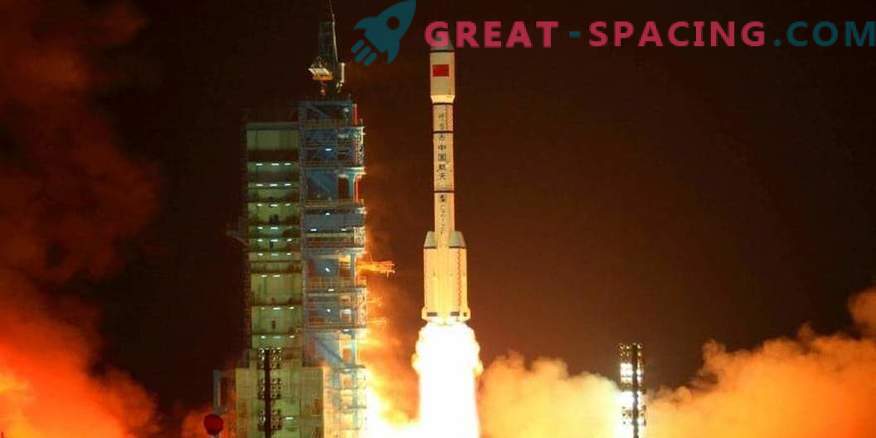 Ķīna cenšas pārspēt NASA ar jaudīgu raķeti