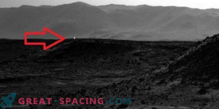 Kāpēc Mars spīd. Noslēpumaina parādība uzliesmojumos uz Sarkanās planētas