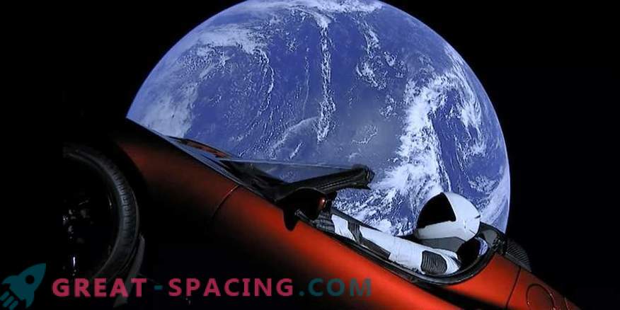 Ilons Musks plāno desmit gadu laikā būvēt Marsa bāzi