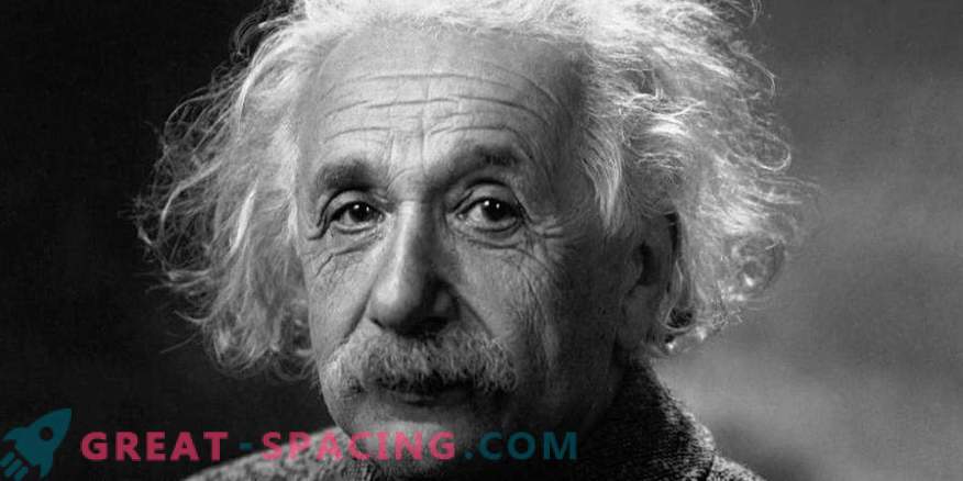 Zaudētajā Einšteina rokrakstā bija alternatīva kosmiskā teorija