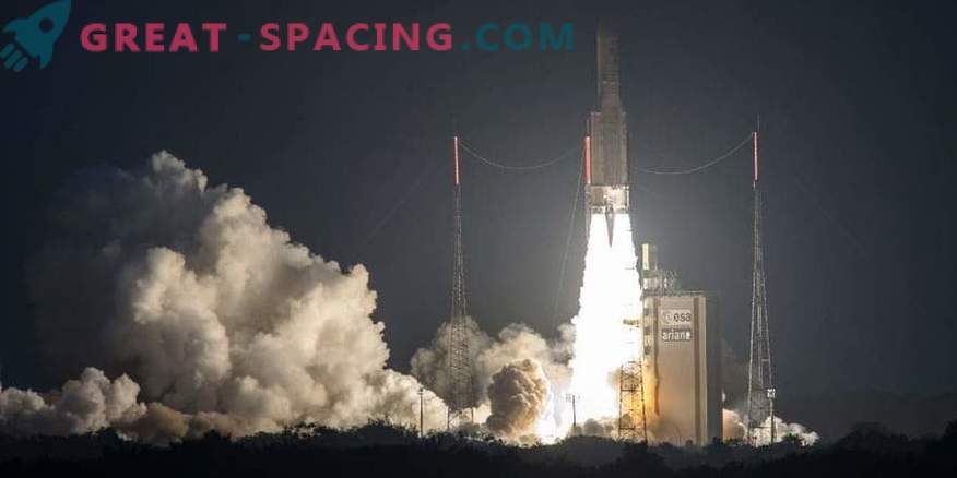 Ariane-5 raķešu satelīti kļūdījās atrašanās vietā