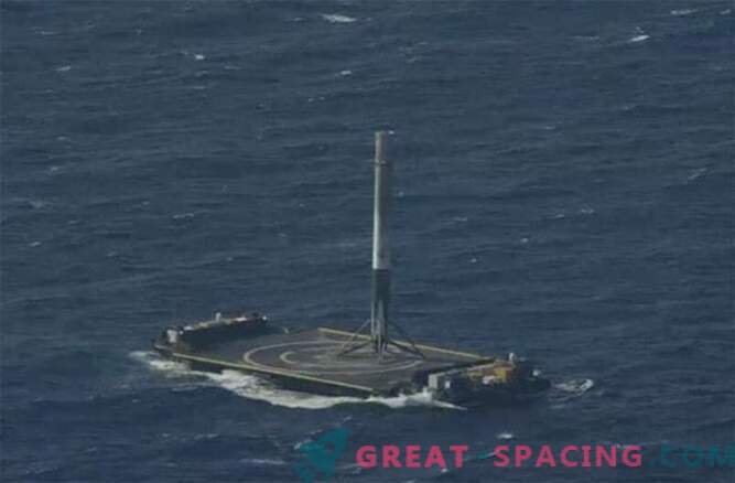 Panākumi! SpaceX Falcon 9 raķete spēja nokļūt okeānā