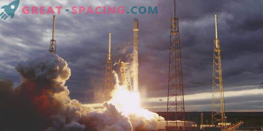 Slikti laika apstākļi neļāva SpaceX sākt satelītu