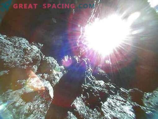 Ryugu asteroīdu klinšainā virsma Japānas roveru pārskatā